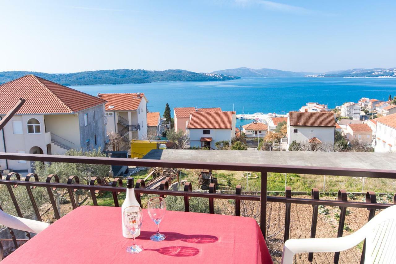 Apartmani Island Трогир Экстерьер фото