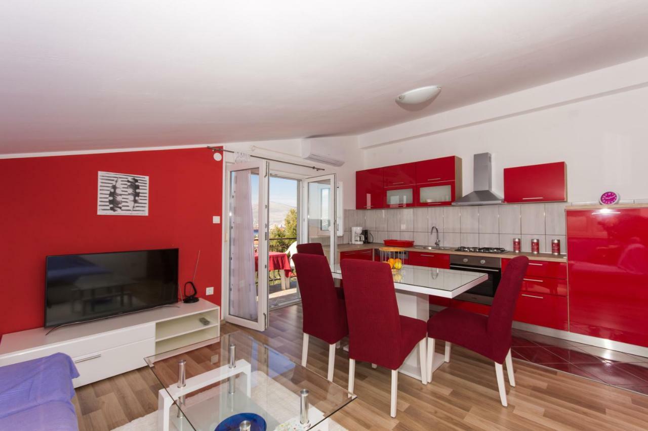 Apartmani Island Трогир Экстерьер фото
