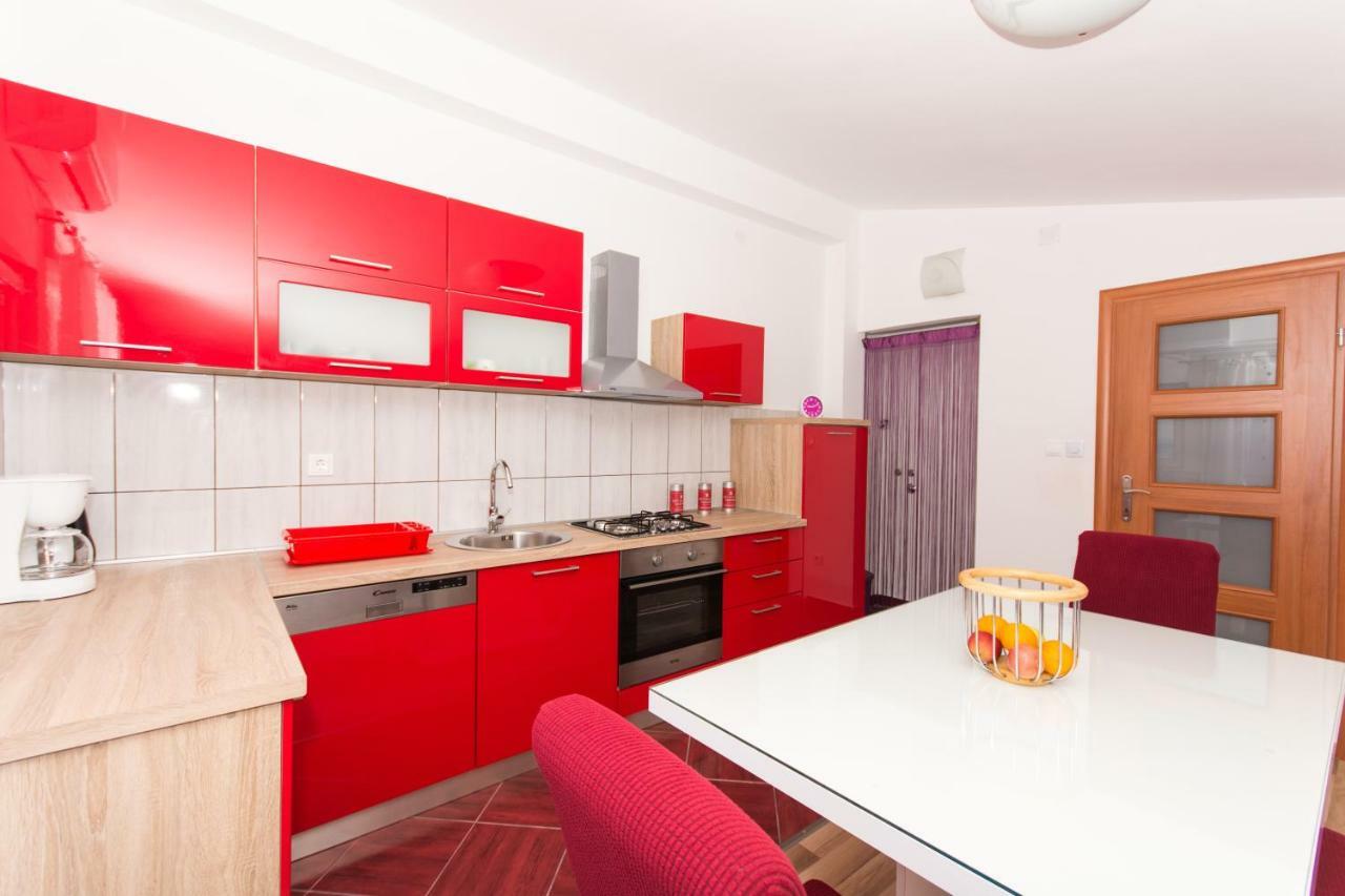 Apartmani Island Трогир Экстерьер фото