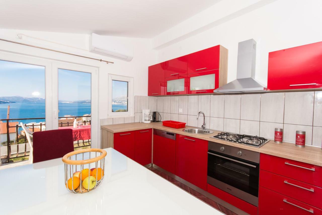Apartmani Island Трогир Экстерьер фото
