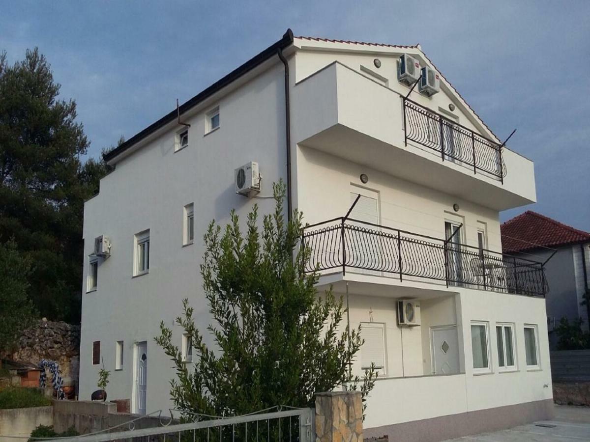 Apartmani Island Трогир Экстерьер фото