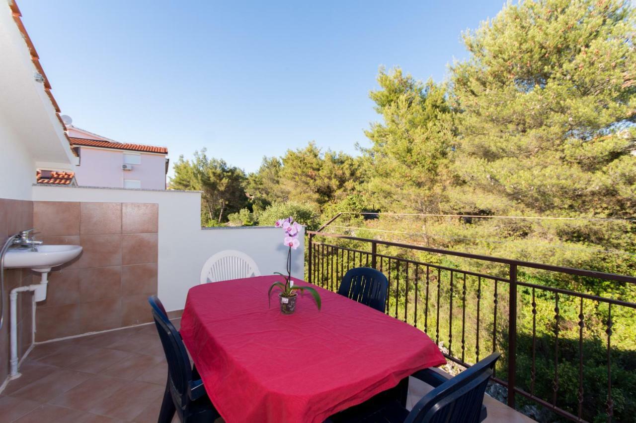 Apartmani Island Трогир Экстерьер фото
