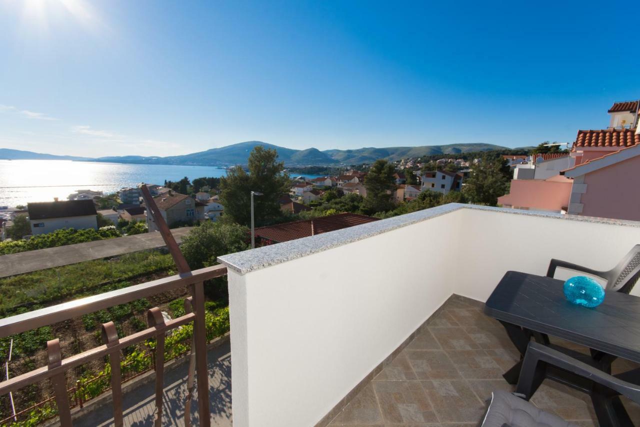 Apartmani Island Трогир Экстерьер фото