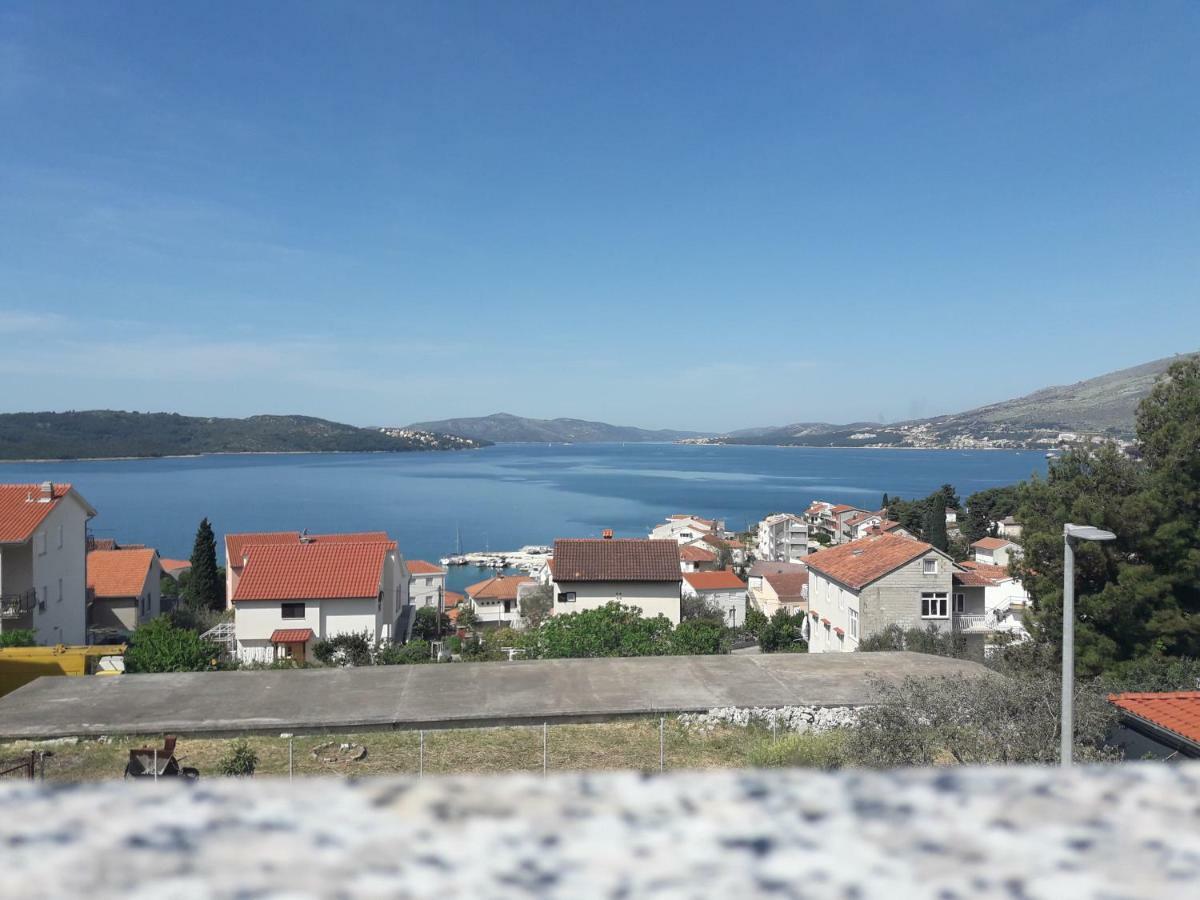 Apartmani Island Трогир Экстерьер фото